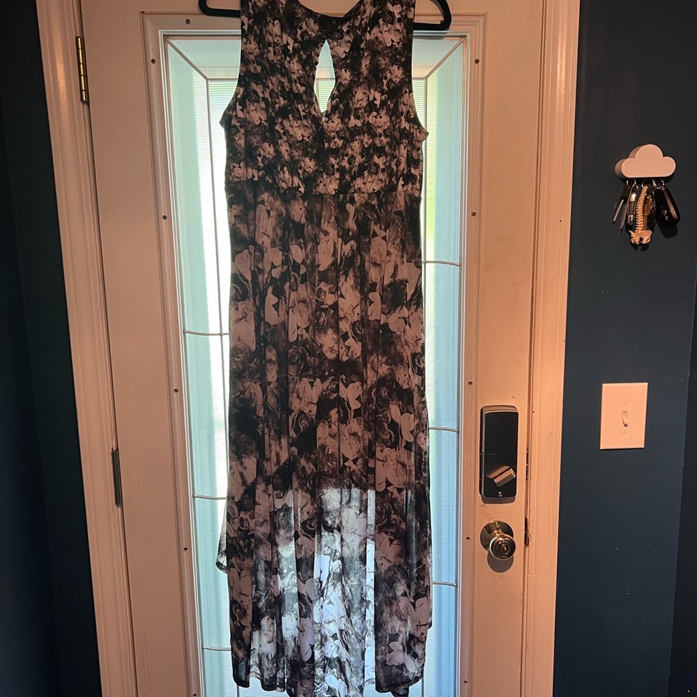 Floral Sleeveless Maxi Dress